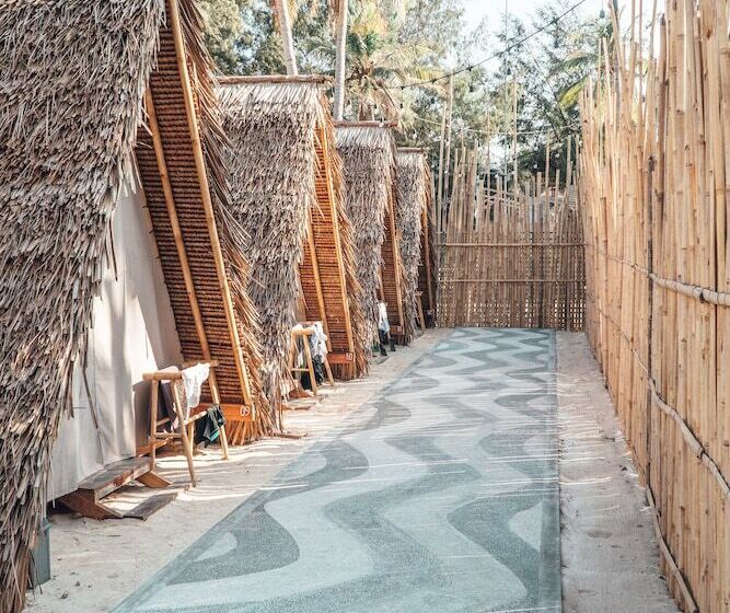 Mad Monkey Gili Trawangan Hostel