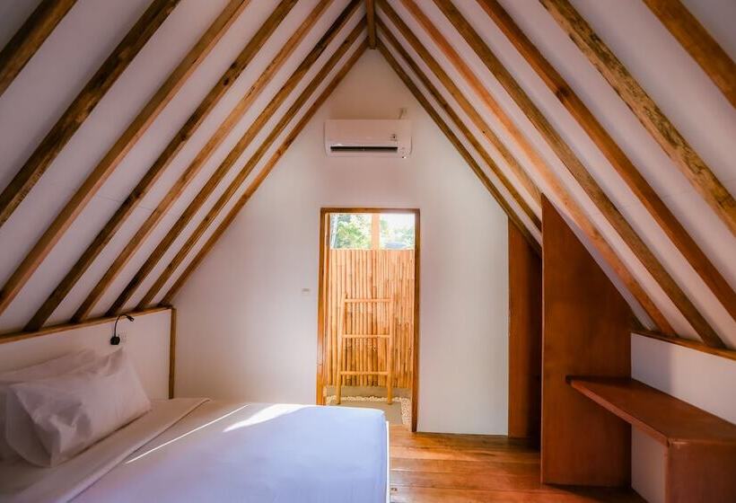 Mad Monkey Gili Trawangan Hostel