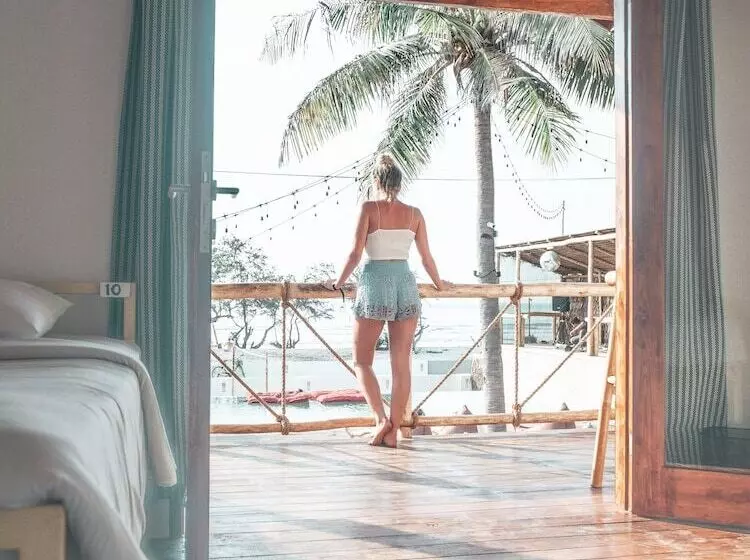 Mad Monkey Gili Trawangan Hostel