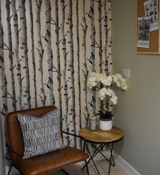 膳宿费 The Spinney