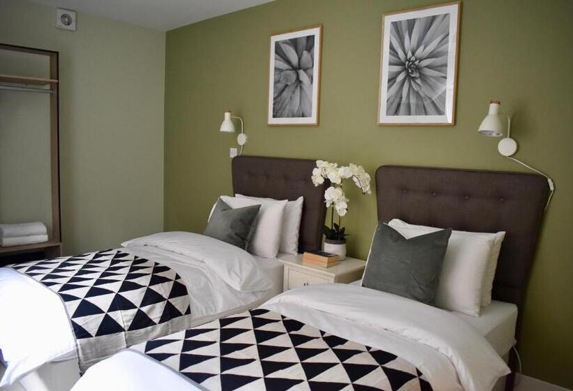 膳宿费 The Spinney