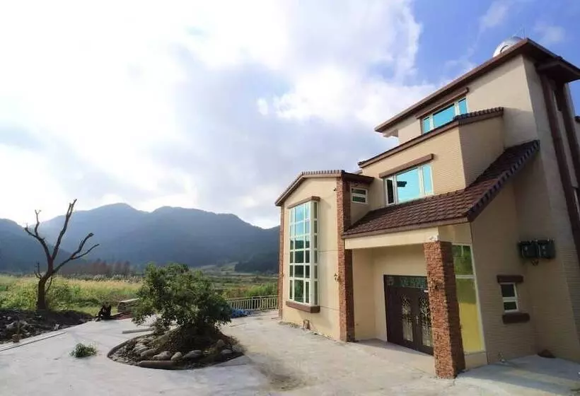 Shuang Lian Pi B&b
