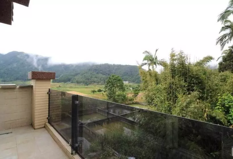 Shuang Lian Pi B&b