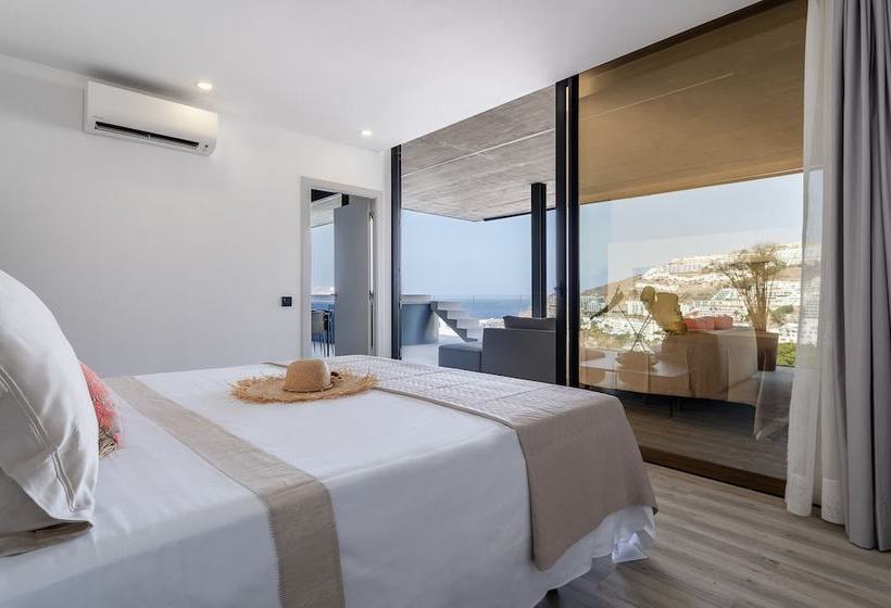 The One Luxury Apartments