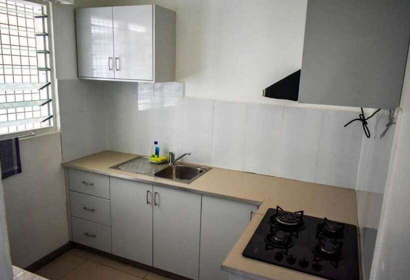 Town House Apartment Hotels Suva