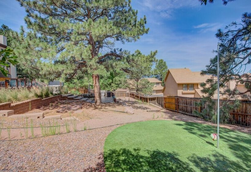 4br Entertainer Af Academy Hot Tub, Firepit!