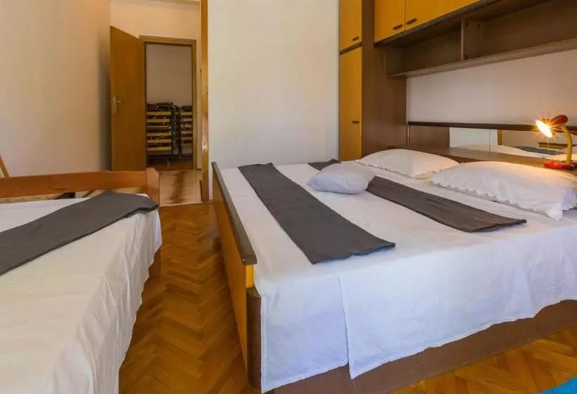 Apartments Ankica
