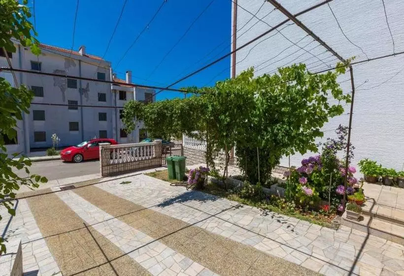 Apartments Ankica