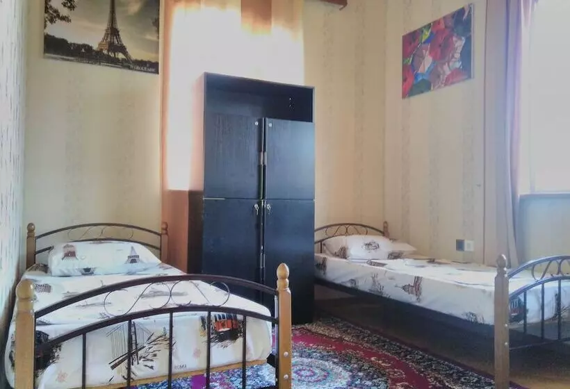 Baku Central City   Hostel