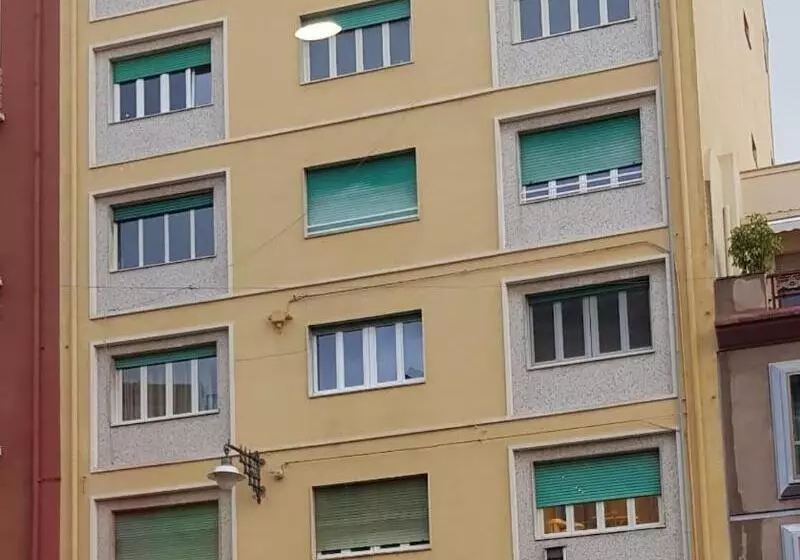 ベッドアンドブレックファースト Eva Luxurys Cagliari