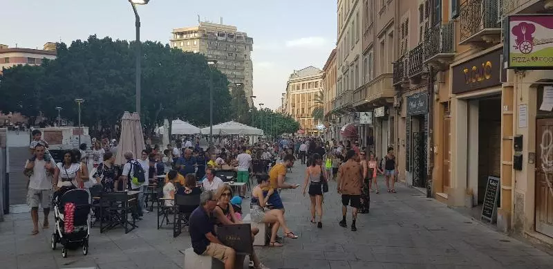 ベッドアンドブレックファースト Eva Luxurys Cagliari