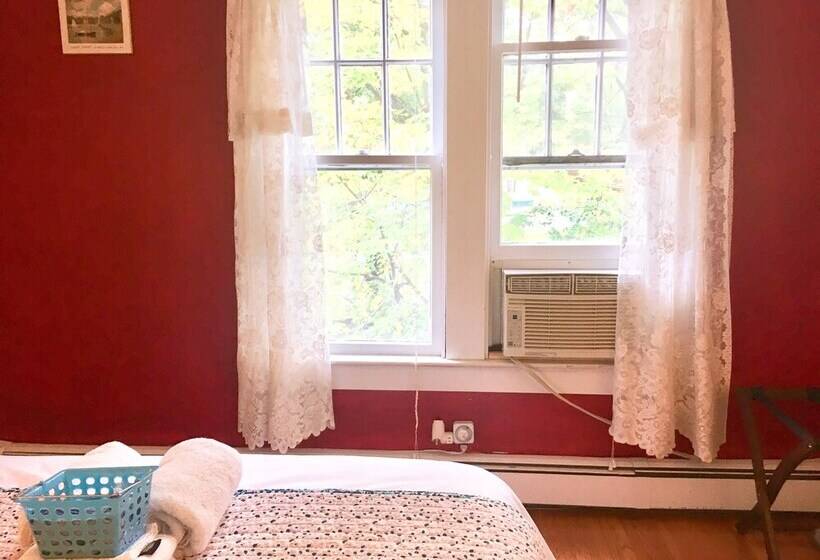 مبيت وإفطار The Cape Cod House