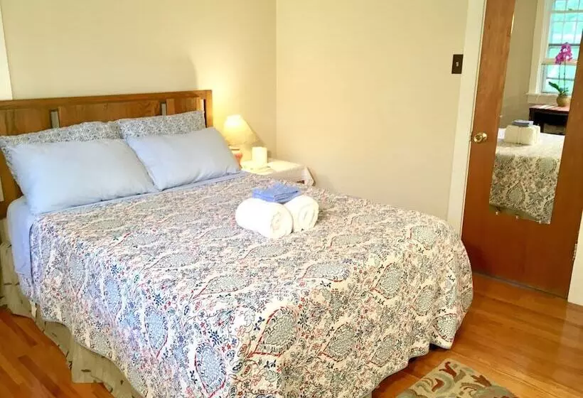 Aamiaismajoitus (B&B) The Cape Cod House
