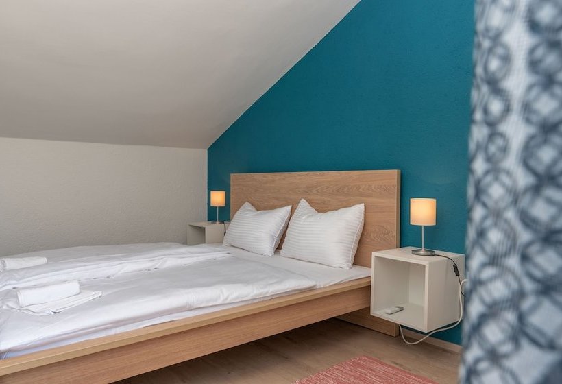 Casa Verde Apartment House