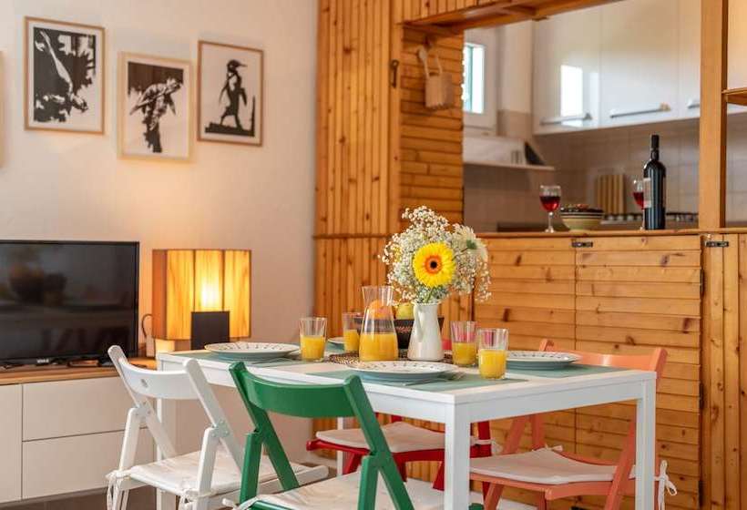 Casa Verde Apartment House