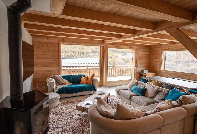 Chalet La Cime Des Peyrons 1