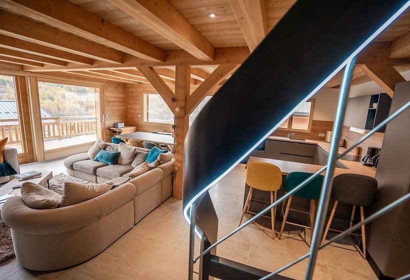 Chalet La Cime Des Peyrons 1