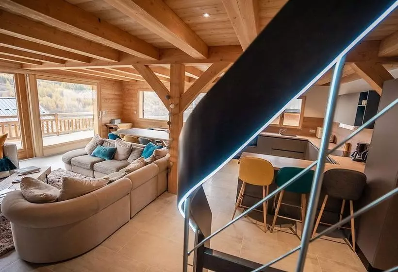 Chalet La Cime Des Peyrons 1