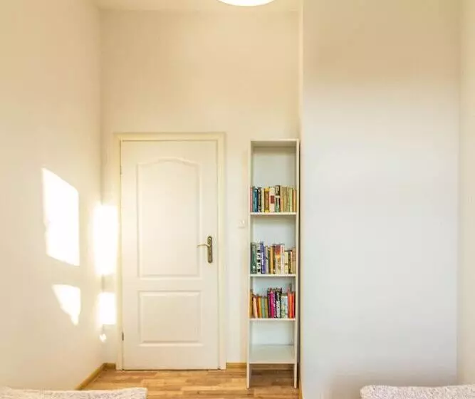 Dream Hostel