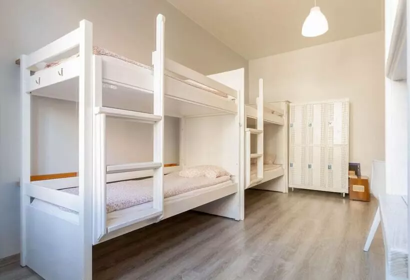 Dream Hostel