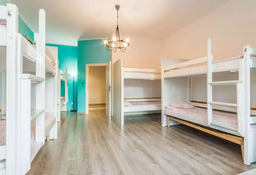 Dream Hostel