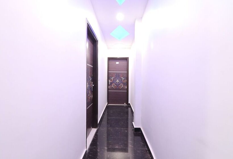 Hotelli Madho Palace