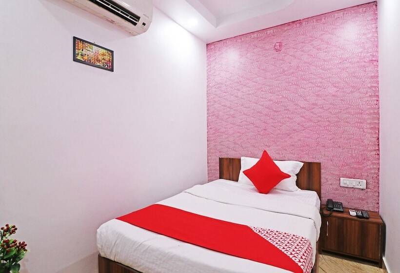 Hotelli Madho Palace