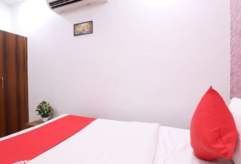 Hotelli Madho Palace