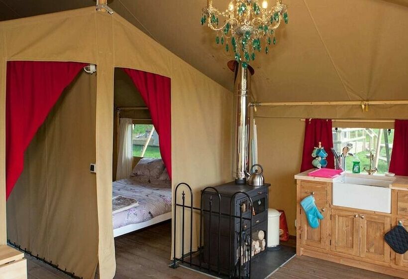 فندق Primrose Farm Holidays