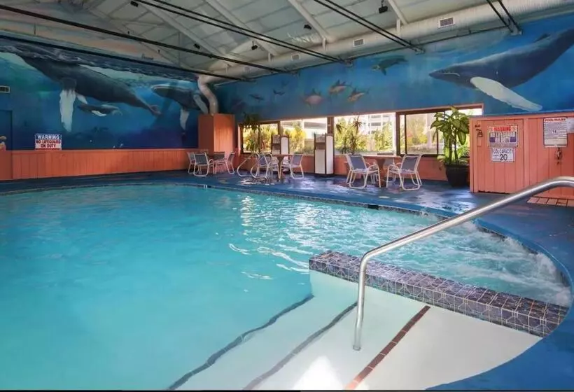 Hotelli Ramada By Wyndham Virginia Beach