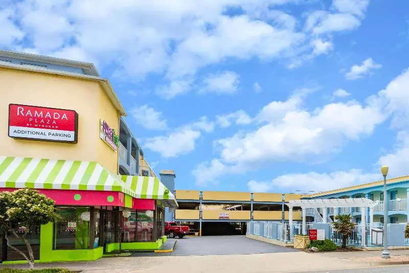 Hotelli Ramada By Wyndham Virginia Beach