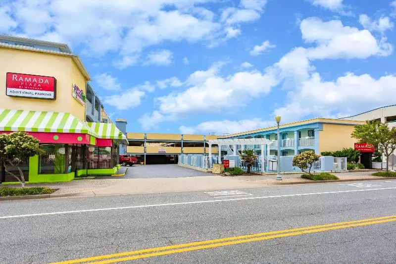 Hotelli Ramada By Wyndham Virginia Beach