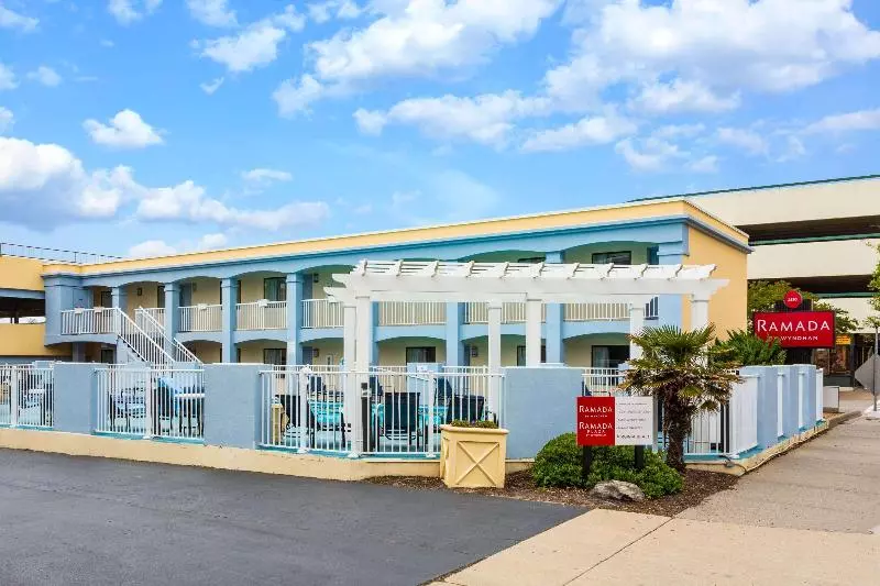 Hotelli Ramada By Wyndham Virginia Beach