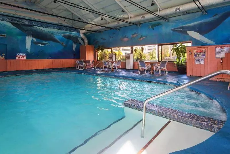 Hotelli Ramada By Wyndham Virginia Beach