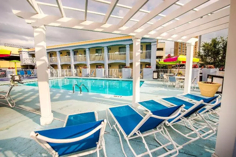 Hotelli Ramada By Wyndham Virginia Beach