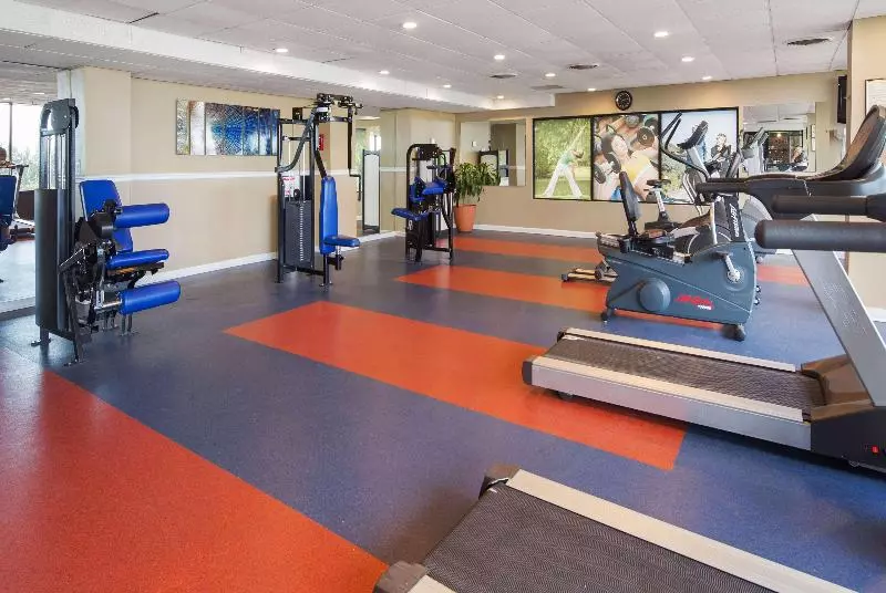 Hotelli Ramada By Wyndham Virginia Beach