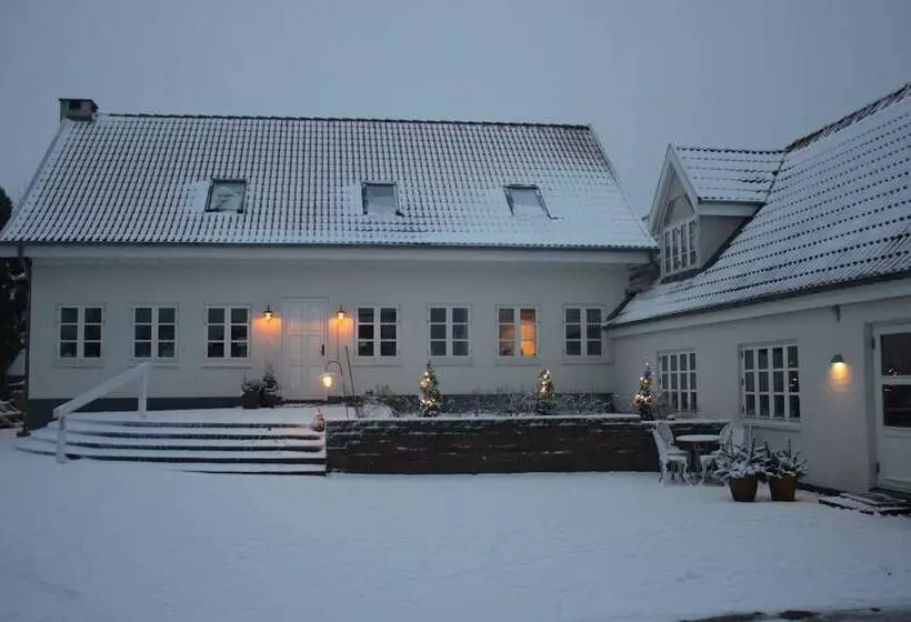 Hotelli Spangsgaard Bed And Breakfast