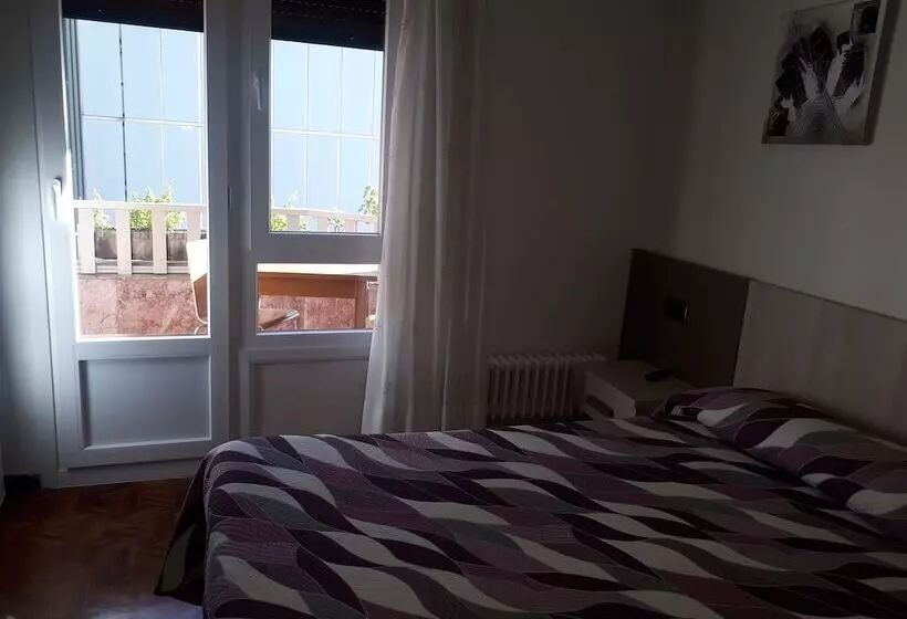 Majatalo Habitaciones Javier