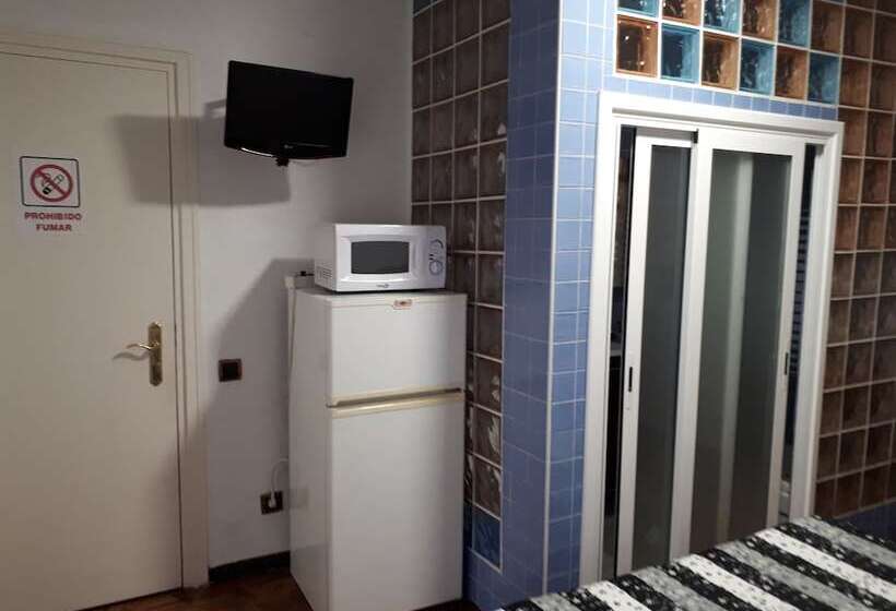 پانسیون Habitaciones Javier