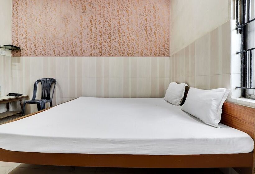 Spot On 40076 Hotel Sunny