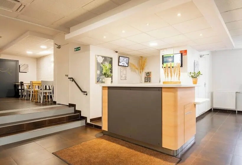 B&B HOTEL Valenciennes Sud