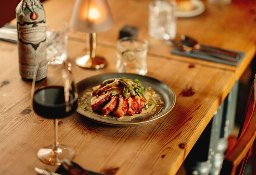 ベッドアンドブレックファースト Wheatacre White Lion