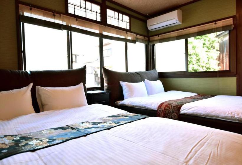 Fushimi Inari Toriimaecho No Yado