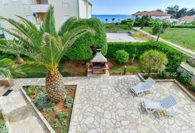 호텔 Villa Liveric