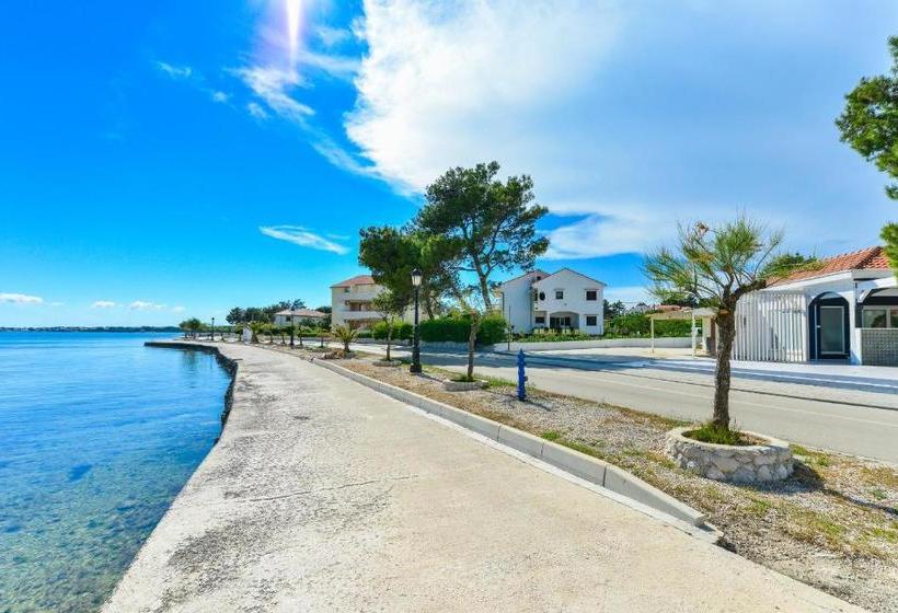 호텔 Villa Liveric