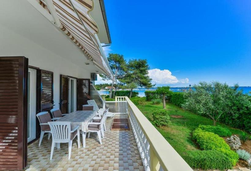 호텔 Villa Liveric