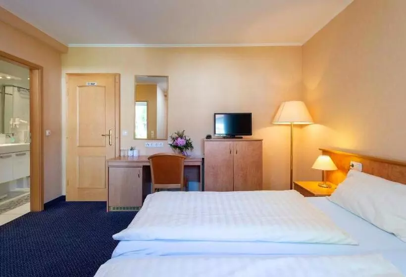 Waldhotel Humboldtsee