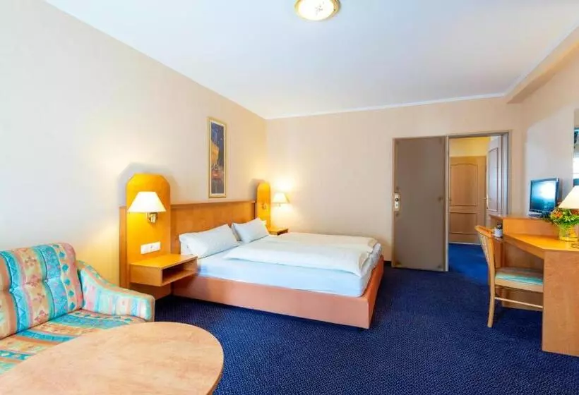 Waldhotel Humboldtsee