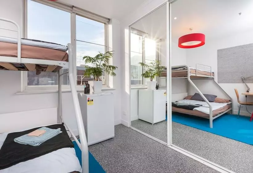 Willow, Carlton Studio Apartment