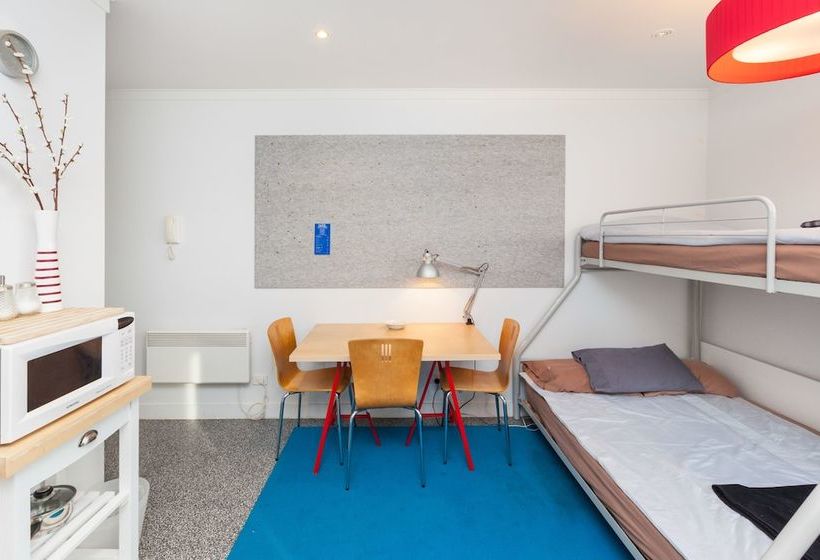 Willow, Carlton Studio Apartment